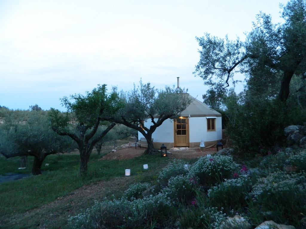 Yurta Mongola Delta Del Ebro Hotel Camarles ภายนอก รูปภาพ